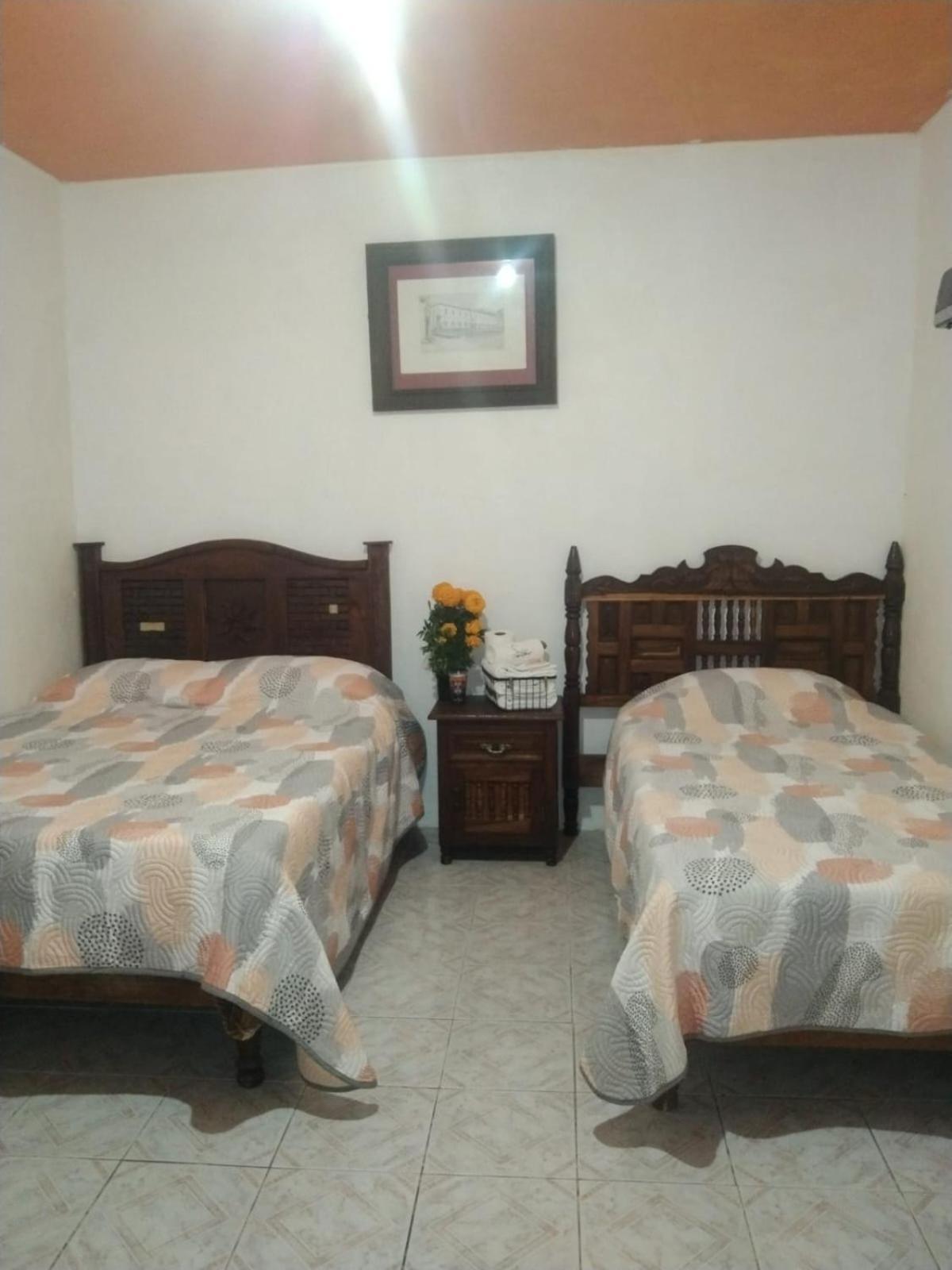 Casa Petirrojo - Habitaciones En Pátzcuaro Εξωτερικό φωτογραφία